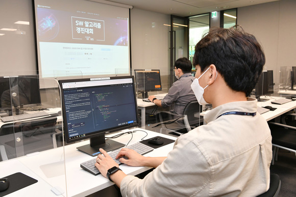 현대모비스가 미래차 시대에 필수적인 SW 경쟁력 강화에 박차를 가하고 있다. ⓒ 현대모비스