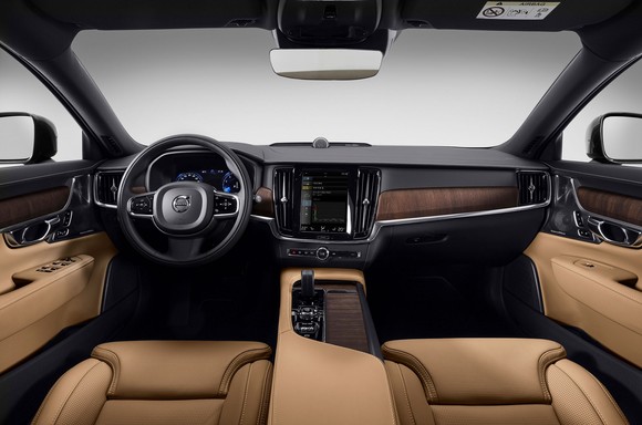 스칸디나비안 디자인 콘셉트를 반영한 실내. ⓒ 볼보자동차코리아