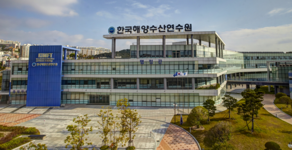 부산광역시 영도구 동삼동에 자리한 연수원 전경. ⓒ 한국해양수산연수원