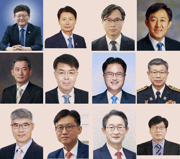 문재인 대통령은 1일 일자리수석 비서관을 비롯한 총 12명의 대한 차관급 인사를 단행했다. ⓒ 청와대