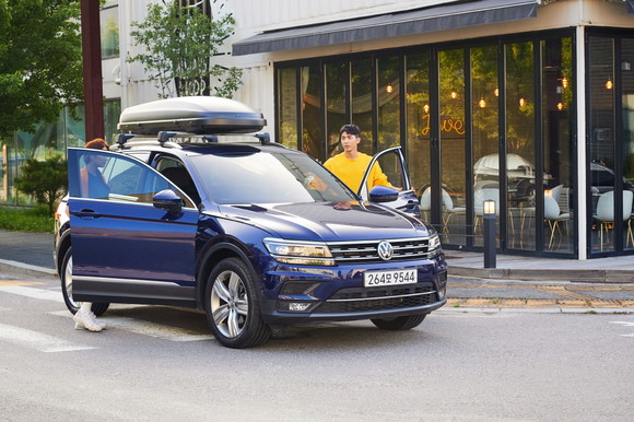 지난 10월 폭스바겐의 대표 베스트셀링 SUV 티구안은 컨슈머인사이트 주관 하에 소비자 체험 평가로 이뤄진 올해의 차 평가에서도 수입 SUV 부문 1위에 올른 바 있다. ⓒ 폭스바겐 코리아