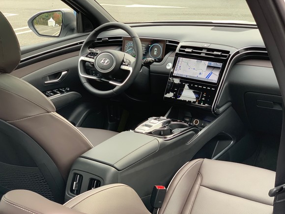 실내는 미래지향적인 사용자 경험을 제공한다. = 노병우 기자