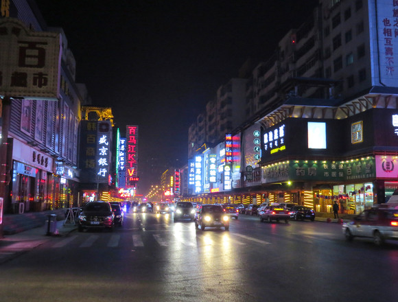 사진은 지난 2017년 주한미군 사드 배치로 인해 중국 내 반한감정이 고조되면서 북중접경인 랴오닝(遼寧)성 선양(瀋陽)시 코리안 타운인 시타(西塔)에 중국인들의 발길이 끊어진 모습. ⓒ 연합뉴스