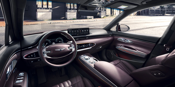 제네시스 고유의 여백의 미를 가장 극적으로 살린 운전자 중심의 실내 디자인. ⓒ 제네시스 브랜드