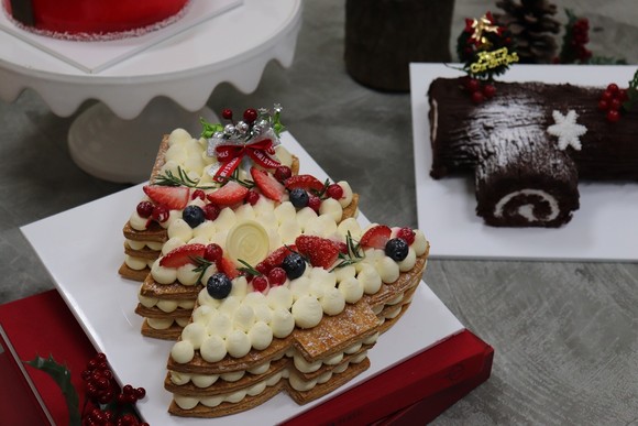 아난티 힐튼 부산 크리스마스 케이크. ⓒ 아난티 힐튼 부산