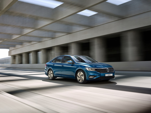 상품성 강화한 2021년형 제타. ⓒ 폭스바겐 코리아