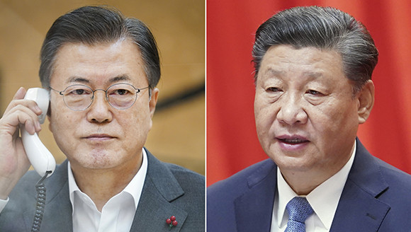 문재인 대통령은 지난 26일 시진핑 중국 국가주석과의 통화에서 코로나 방역 및 백신 접종, CPTTP 가입, 기후변화 등 다양한 의견에 대해 40분 간 통화했다. ⓒ 연합뉴스