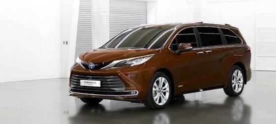 국내 시장 최초의 하이브리드 미니밴 '뉴 시에나 하이브리드'. ⓒ 토요타코리아
