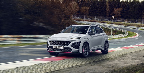 코나 N의 전면부는 N 모델만의 강렬한 인상을 갖췄다. ⓒ 현대자동차