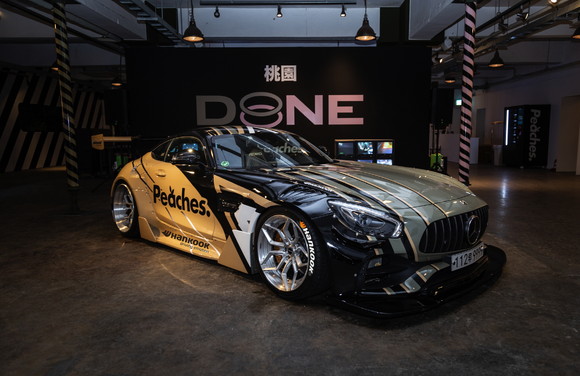 한국타이어가 서울 성수동에 자동차 기반 복합 문화 공간 '도원'을 공식 오픈했다. ⓒ 한국타이어