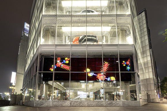 현대모터스튜디오 서울 '월드 온 어 와이어'展 외부 전경. ⓒ 현대자동차