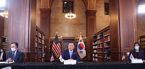 '한미 비즈니스 라운드테이블'에서는 △반도체 △배터리 △바이오 등 핵심산업 공급망 복원력 및 안정성 강화를 위한 한미 협력을 논의했다. ⓒ 연합뉴스