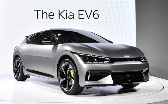전용 전기차 EV 시리즈의 첫 모델 'The Kia EV6'. ⓒ 기아