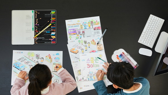 총 5회에 걸친 그림공모전을 통해 4000여명의 어린이가 스스로 교통안전에 대해 생각하고 표현할 수 있도록 도왔다. ⓒ 메르세데스-벤츠 코리아