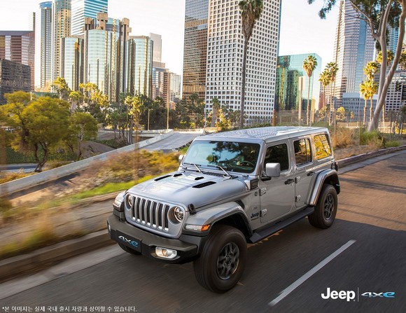 전동화 파워트레인을 장착한 플러그인 하이브리드 지프 랭글러 4xe. ⓒ 스텔란티스 코리아