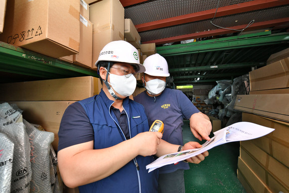 현대모비스는 오는 9월까지 전국 1200여개 부품 대리점을 대상으로 화재예방 및 건축물 안전진단 서비스를 무상으로 제공한다. ⓒ 현대모비스