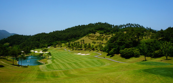 '국내 투어 모음전'은 선착순으로 마감되기 때문에 빠른 신청이 필요하다. ⓒ XGOLF