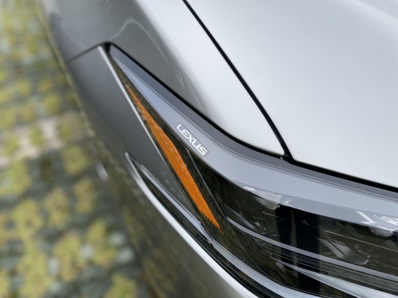 주간주행등과 프론트 방향지시등은 보다 입체적으로 다듬어졌다. = 노병우 기자