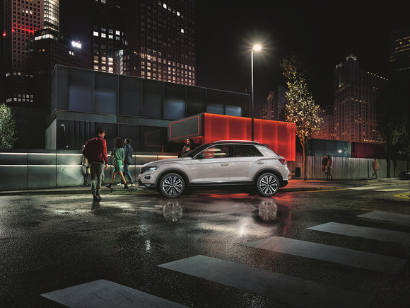 폭스바겐의 어반 콤팩트 SUV 티록이 새로운 디자인, 새로운 감성으로 무장했지만 2000만원대라는 가격경쟁력까지 갖춰 다시 돌아왔다. ⓒ 폭스바겐 코리아