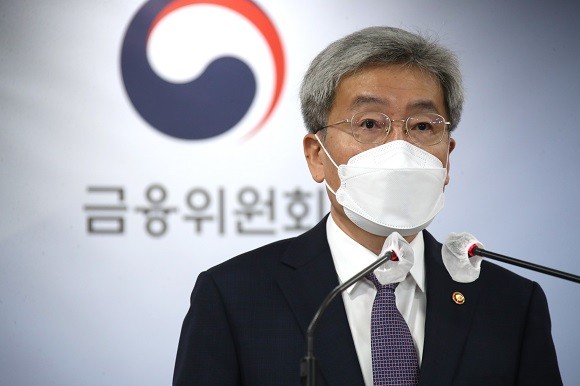 '가계부채 관리 강화방안'을 발표 중인 고승범 금융위원장. ⓒ 연합뉴스