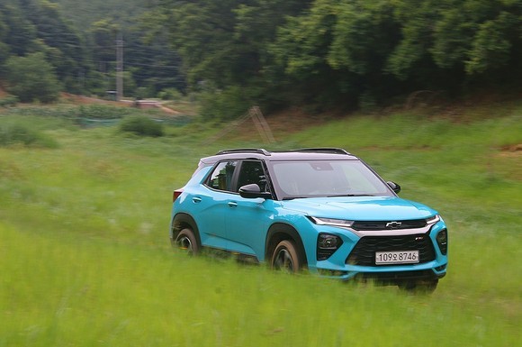 트레일블레이저는 합리적인 가격과 함께 정통 SUV의 요건을 모두 갖춰 출시됐다. ⓒ 한국GM