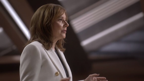 CES 2021에서 기조연설 중인 메리 바라 GM CEO. ⓒ 한국GM