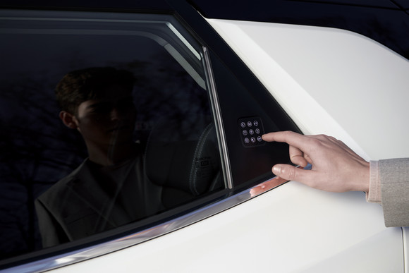 쌍용차 코란도 이모션 스마트터치패널(STPM). ⓒ 쌍용자동차