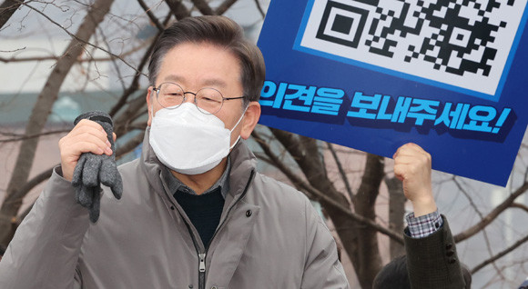 이재명 더불어민주당 대선 후보가 53번째 '소확행' 공약으로 KTX·STX 통합을 내걸었다. ⓒ 연합뉴스