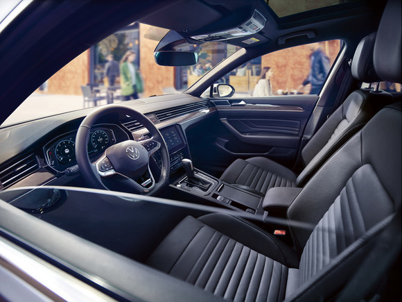 2022년형 파사트GT 프레스티지 4모션 실내 모습. ⓒ 폭스바겐코리아