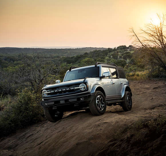 강력한 퍼포먼스와 스마트한 주행능력을 갖춘 브롱코. ⓒ 포드코리아