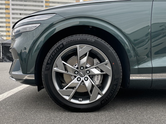 전동화 모델 전용 20인치 휠. = 노병우 기자