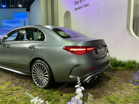 더 뉴 C 300 AMG 라인 모델의 후면. = 노병우 기자