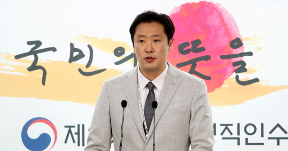 코로나 특위는 정부의 실외 마스크 착용 의무화 원칙 해제에 대해 우려를 표했다. ⓒ 연합뉴스