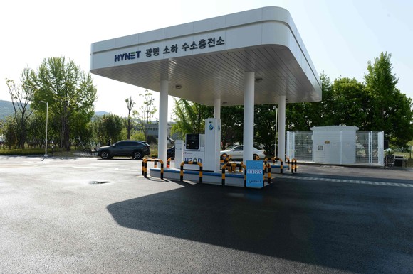 AutoLand 광명 복합충전소 내 하이넷 수소충전소. ⓒ 기아