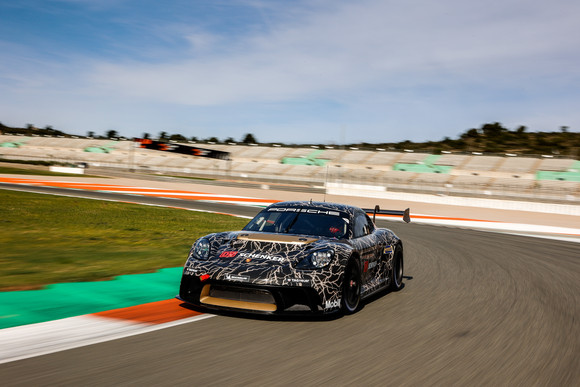 포르쉐 718 카이맨 GT4 e퍼포먼스. ⓒ 포르쉐코리아