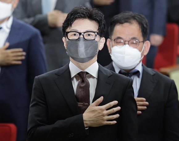 한동훈 신임 법무부 장관은 지난 17일 취임식 일성으로 금융·증권범죄합동수사단을 부활시키겠다고 밝혔다. ⓒ 연합뉴스