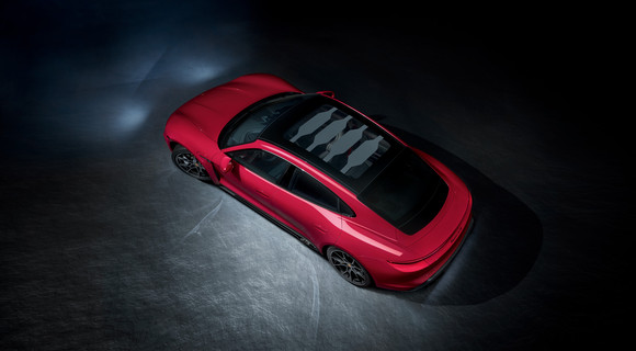 라이트 컨트롤 기능을 포함한 새로운 파노라마 루프. ⓒ 포르쉐코리아