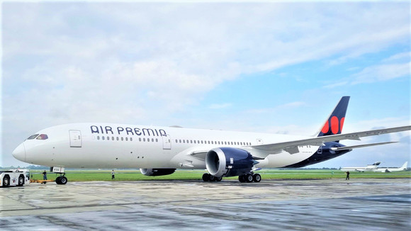 에어프레미아 2호기(HL8517)가 아일랜드 섀넌 공항에서 도장을 완료했다. ⓒ 에어프레미아