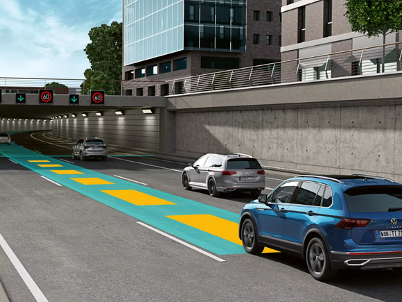 트래블 어시스트는 교통 지체 또는 정체 시에 편안한 주행을 도와주며 진가를 드러낸다. ⓒ 폭스바겐코리아