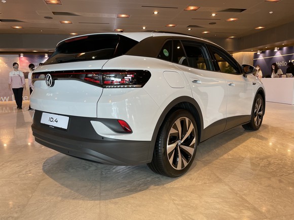 볼륨감 있는 후면 디자인은 전통적인 폭스바겐 SUV의 탄탄한 라인 그대로를 유지한 모습이다. = 노병우 기자