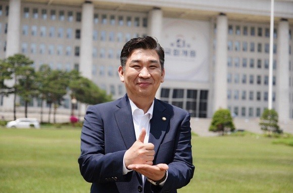 정무위원회 소속 최승재 국민의힘 의원 ⓒ 최승재 의원실