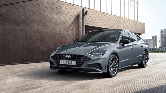 쏘나타는 지난 1985년 처음 출시된 국내 최장수 모델이다. ⓒ 현대자동차