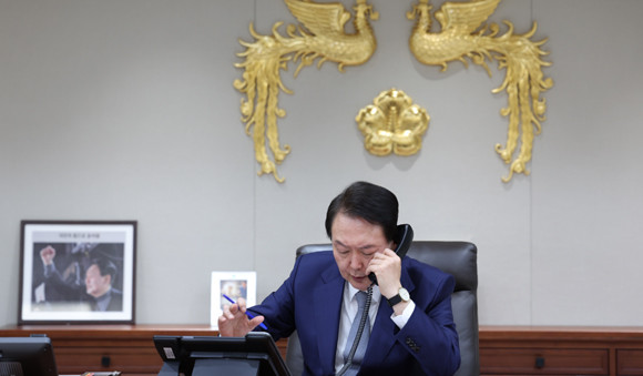윤석열 대통령은 최근 잇따른 북한의 미사일 도발과 관련해 기시다 일본 총리와 6일 오후 통화를 했다. ⓒ 대통령실