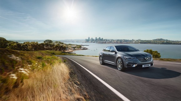 SM6는 한국시장에 맞춰 기획된 르노코리아의 중형 세단이다. ⓒ 르노코리아자동차
