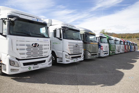 스위스 현지에서 운행되고 있는 엑시언트 수소전기트럭. ⓒ 현대자동차