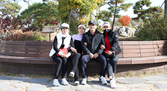 신페리오 방식으로 치러진 '제15회 프라임경제 채리티 오픈'에서 김종훈씨가 네트스코어 70.7타로 우승을 차지했다. ⓒ 연합뉴스
