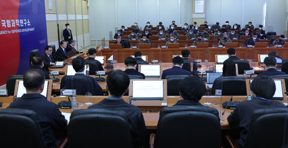 윤 대통령은 "우크라이나 전쟁에서 보듯 비대칭 전력이 전쟁에서 매우 중요한 요소가 됐다"고 강조했다. ⓒ 대통령실