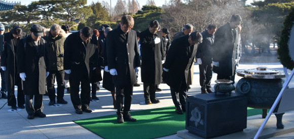 조원진 우리공화당 대표는 "2023년 국민과 함께 희망의 새해를 만들어 보자"며 "정치·노동·교육·연금 4대 개혁을 해야 한다"고 강조했다. ⓒ 우리공화당