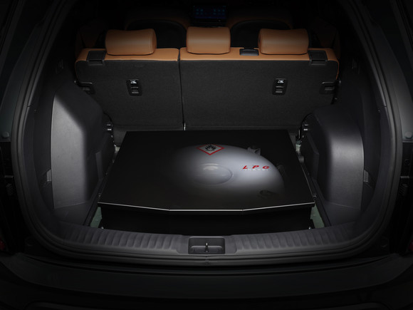 토레스 하이브리드 LPG 도넛탱크. ⓒ 쌍용자동차