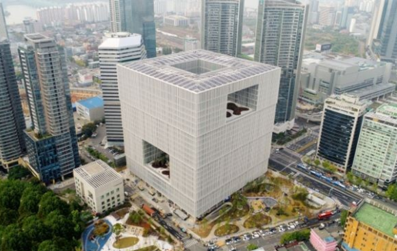 서울 용산구 아모레퍼시픽 본사 전경. ⓒ 아모레퍼시픽